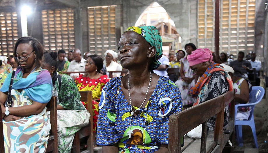 Armut, Spannungen und Frauen - Herausforderungen im Vorfeld des Papstbesuchs in Afrika