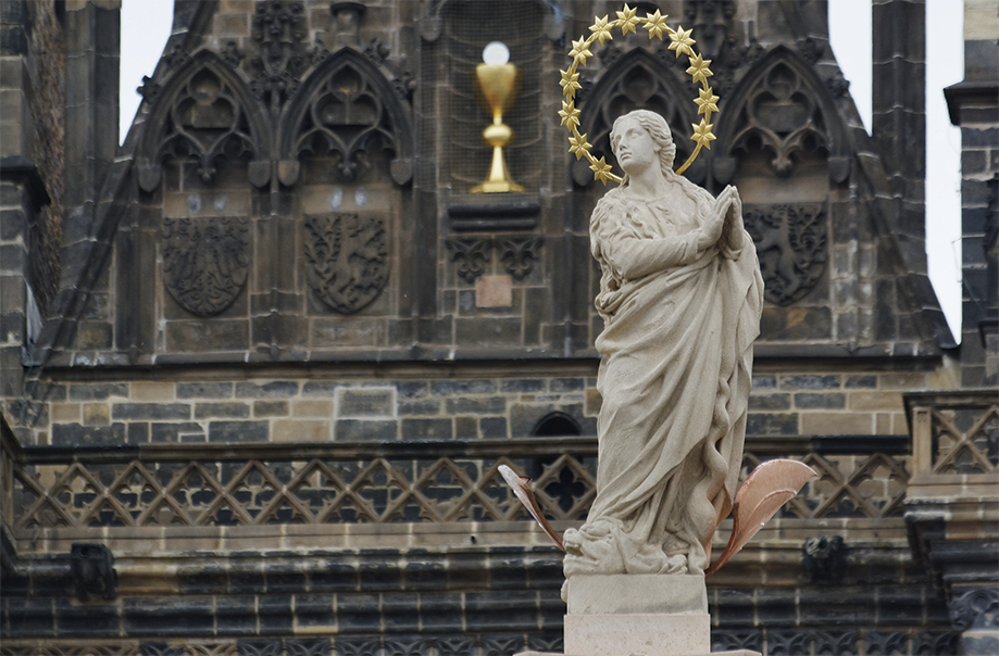 Santísima Virgen de Praga