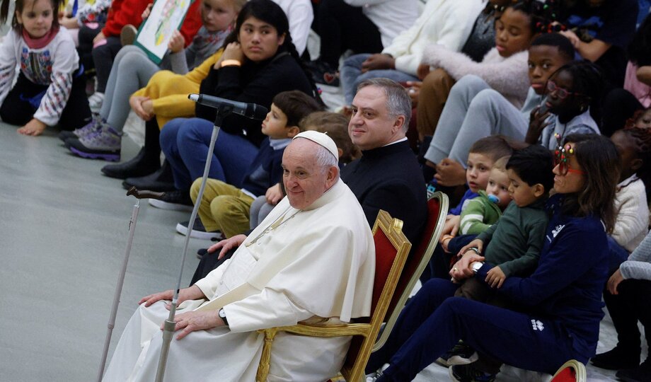 The Pope at the audience with children