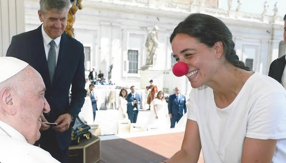 Carlota with Pope Francis in Rome