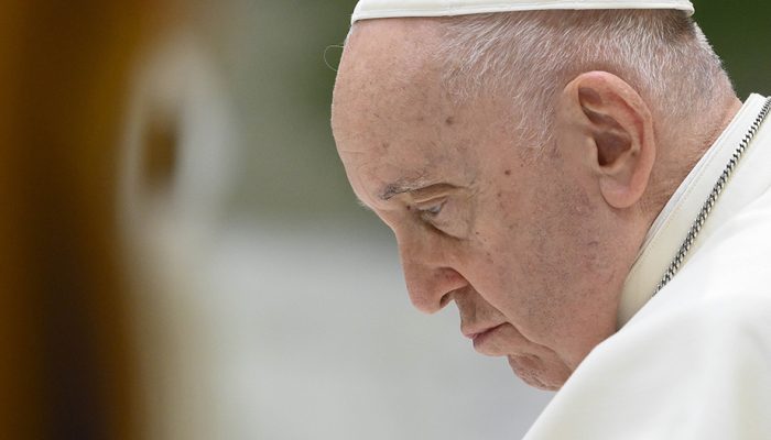 El Papa confirma la política de lucha contra los abusos sexuales con un definitivo "Vos estis lux mundi"