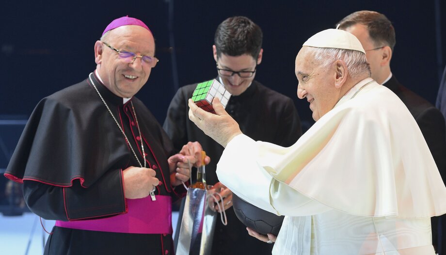 Papst Ungarn junge Menschen