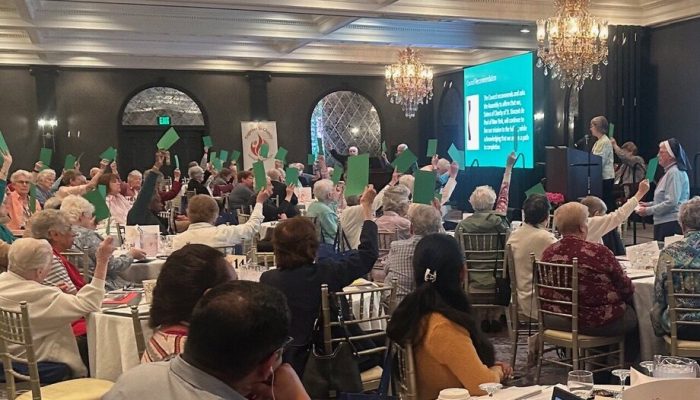Hermanas de la Caridad Donde hay caridad y amor, allí está Dios