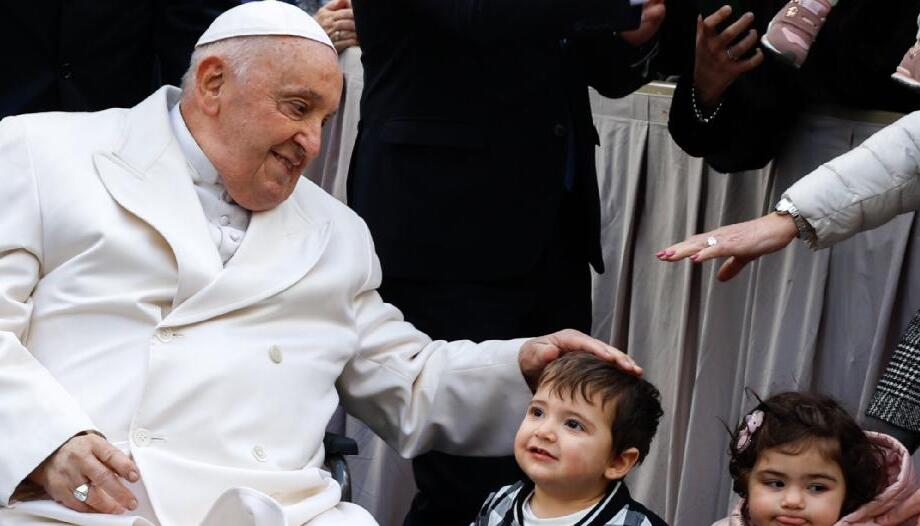 “El amor nos hace mejores”, mensaje del Papa a miles de abuelos en Roma