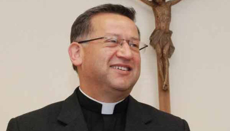 Monsignore René Rebolledo: "Mit einem Lebenszeugnis können wir andere für Jesus Christus gewinnen".