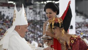 papst indonesien